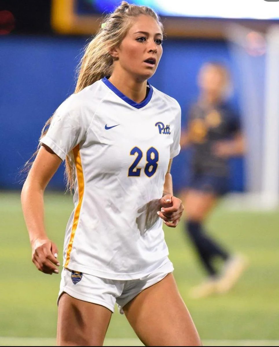 wehateporn-hot-athletes-and-sexy-celebrities-on-twitter-blonde