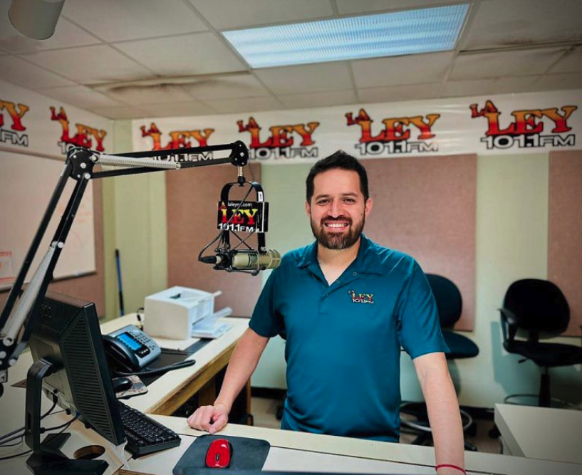 CarolinaMudcats's tweet image. Some familiar faces are going to be out at Five County Stadium tomorrow for our Summer Splash Day and you'll have the chance to dunk them in the dunking booth! 💦 ⚾️

Joining us are Eric Johnson and Alfredo Furman from @NcLaLey! So come out and dunk your favorite radio DJs!
