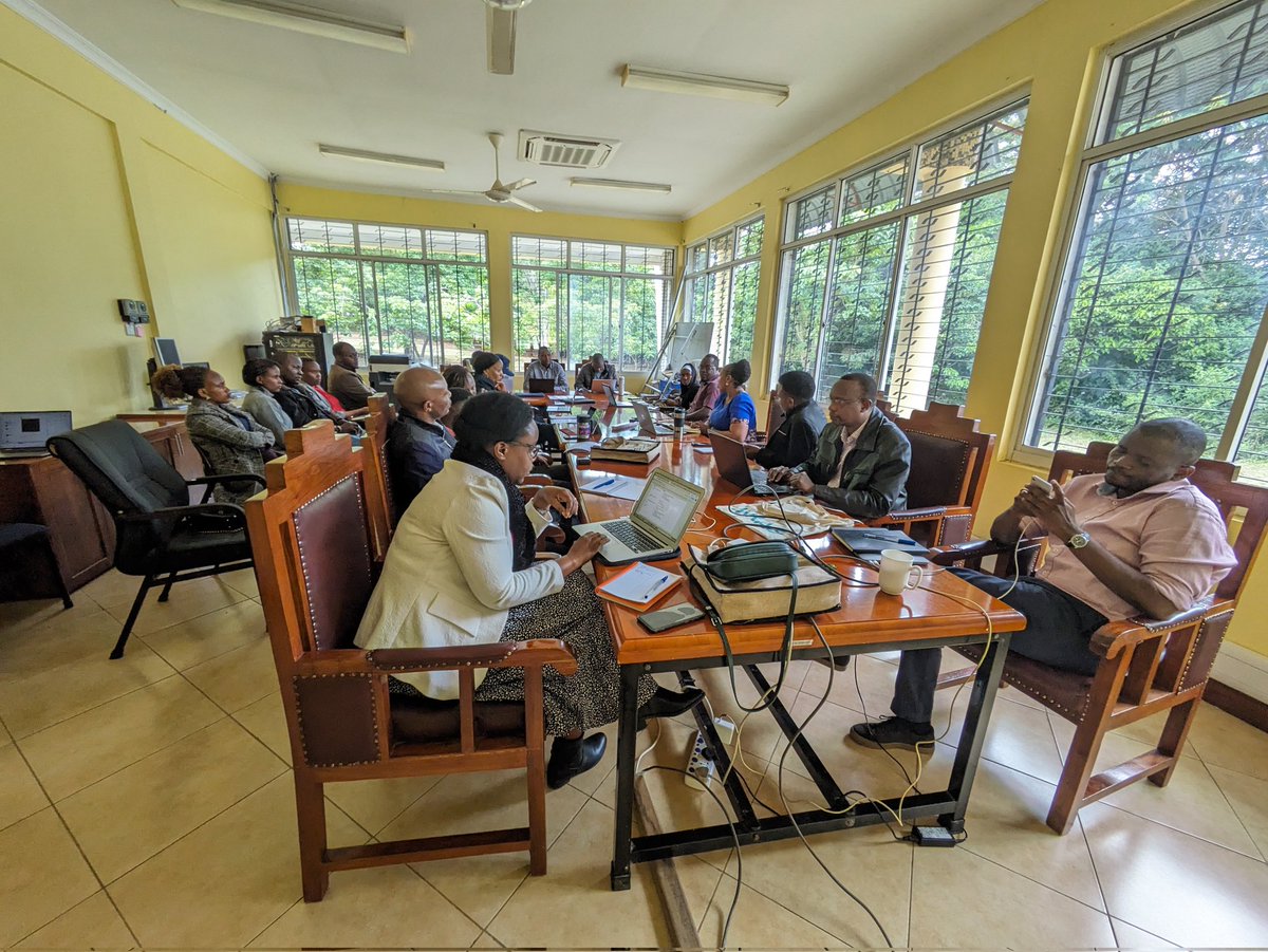 musakamata's tweet photo. Just had an inspiring conversation with some incredible startups @Createstz @NM_AIST Exciting times ahead as these Innovations redefine the future!
#InnoversityProject @VenturesSahara @FranceTanzania https://t.co/s7PGdFWNSA