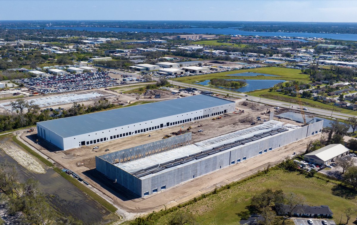 EastWestbrook's tweet image. 3 individual warehouses totaling 430,000 sq ft. including 275,000 sq ft. of tilt-up construction. 
#PalmettoFL #ConcreteConstruction #ComplexConstruction #IndustrialConstruction #StructuralConcrete #GeneralConstruction