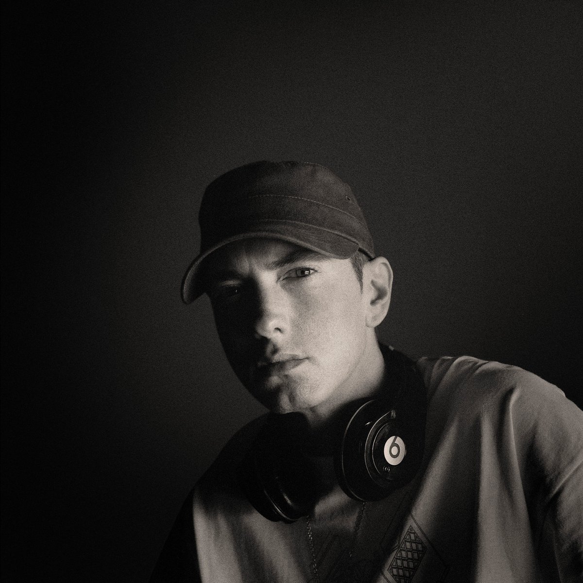 beatsbydre's tweet photo. .@Eminem, 2009. https://t.co/VK7p9F48ts