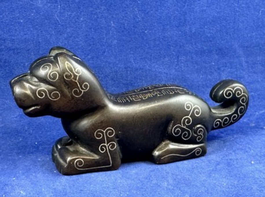 Beautiful Asian Items!  Check out Wednesday's Auction.  It starts to close at 8:00 PM.  All proceeds go back to the community!  conta.cc/3OjUhVh