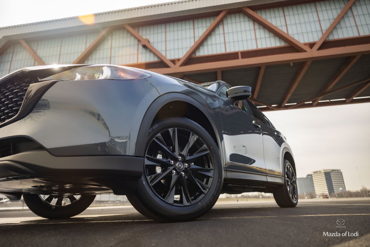 The joys of driving begin with a feeling of control and safety behind the wheel. bit.ly/3qDeBHI
.
.
.
#MazdaofLodi #mazda #mazdausa #luxurycars #luxurybrand #beautifulcars #mazdacx5 #luxurycarvideo #canonr6 #canonr6camera #exteriorshots #cardetailing #vehicledetails