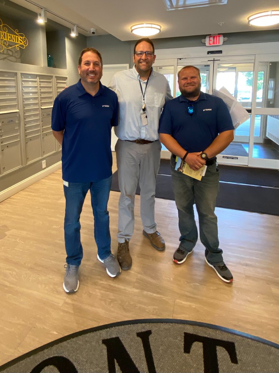 FrontstepsC's tweet photo. We continue to connect with companies that believe in our homeless services. Today, THANK YOU to the #YardiSystems team for helping with a gift. I hosted & provided a tour to folks from their Broadview Hts location. #communitysupport #endhomelessness #mentalhealthservices https://t.co/cASiefzGB5