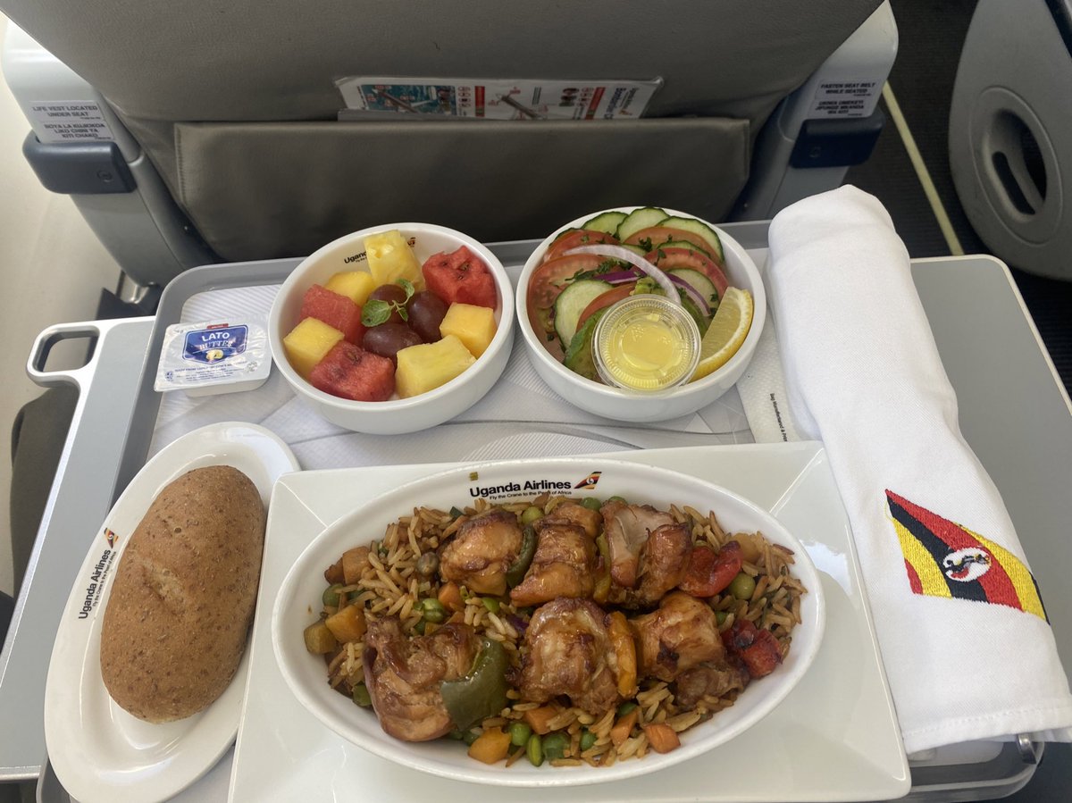 SpireJim's tweet photo. Unlike the other time when we had to spend the night in a hotel due to flight cancellation, this time round, it was a smooth experience! Flight food is usually something to look foward to avoid, but this was ☑️ 
 Consistently keep up the standards, the rest will fall in line ☑️☑️ https://t.co/OvJ9kShAzq