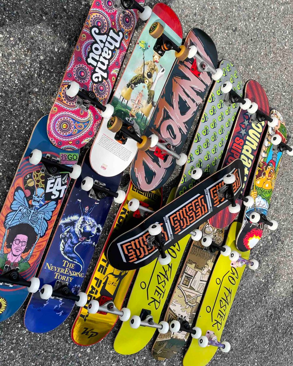 HUGE THANKS to Adam, the Block Skate Supply & Go Skate Jax teams! They donated these incredible skateboards to our youth in care. The kids who receive them will be thrilled! Email Leigh.Luttrell@fssnf.org to mentor or donate for #fosterfamilies 💖
#GivingEveryTuesday #ILoveJax