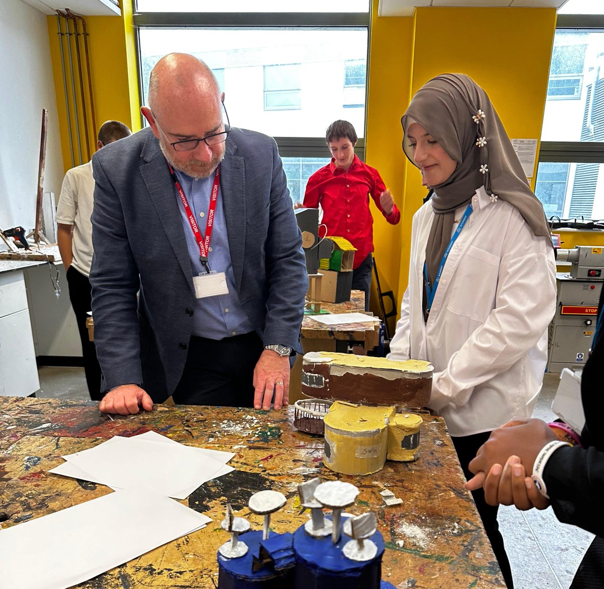 Thank you to the ACTUAL architect who designed our fabulous #UTC - Craig Cullimore from ADP Architecture - who has been coaching our students on what architects must consider when designing buildings. 

<a href="/ADPArchitecture/">ADP</a> #employermentoring #careers