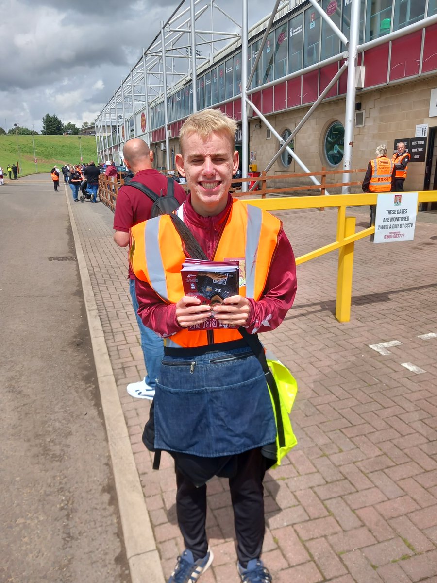 CoachCrowSBITC's tweet photo. Our @NTFC_CT #Pathways4Recovery participant Billy, landing a great role at the club selling matchday programmes!
Keep up the great work 🙌 https://t.co/olE3A6ukFG