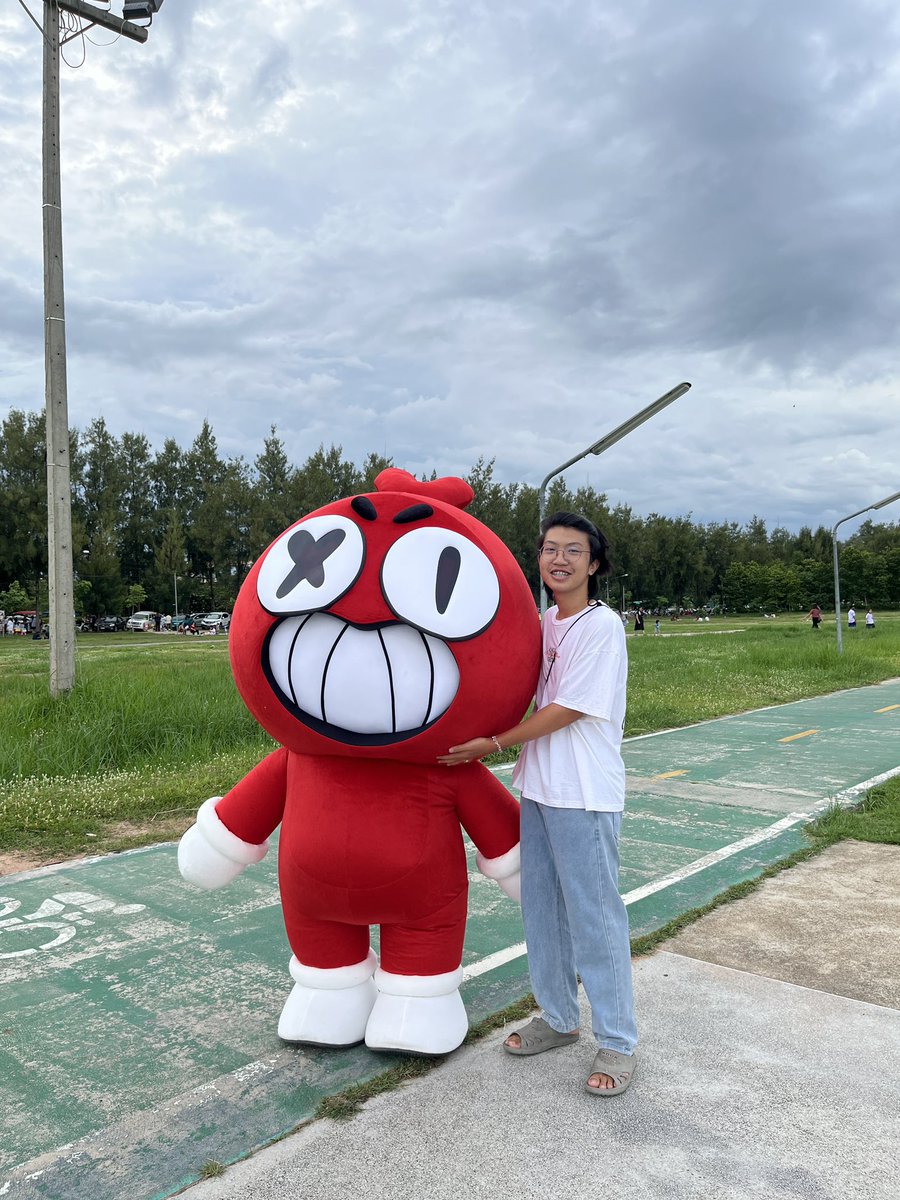 ✨✨ พาน้องมาเดินเล่น น้อง RUBY 29ART.  ดีใจผุดๆ✨✨

#29artstudio
#ดีไซน์ไม่ซ้ำทำลายเดิมไม่ได้
#Doodleart
#StreetArt 
#CHANGE2023 #VisualCharacter