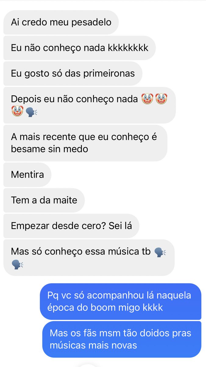 luisaarantes2's tweet photo. Eu tô rindo muito de um amg meu com todo respeito KKK saiu uma “suposta” lista das músicas do show do RBD e ele indignado que tinha pouca coisa do Álbum Rebelde e Nuestro Amor, que ele vai ficar puto se não tiver muitas músicas antigas pq é só oq ele conhece https://t.co/x8Q1oSCAnj