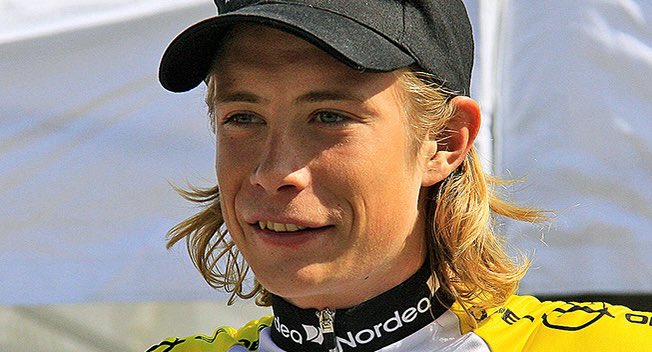 FPL_Cycling's tweet photo. #TdF2023 Vingegaard: Please get this style back 🔥 https://t.co/JlrxOTe14F