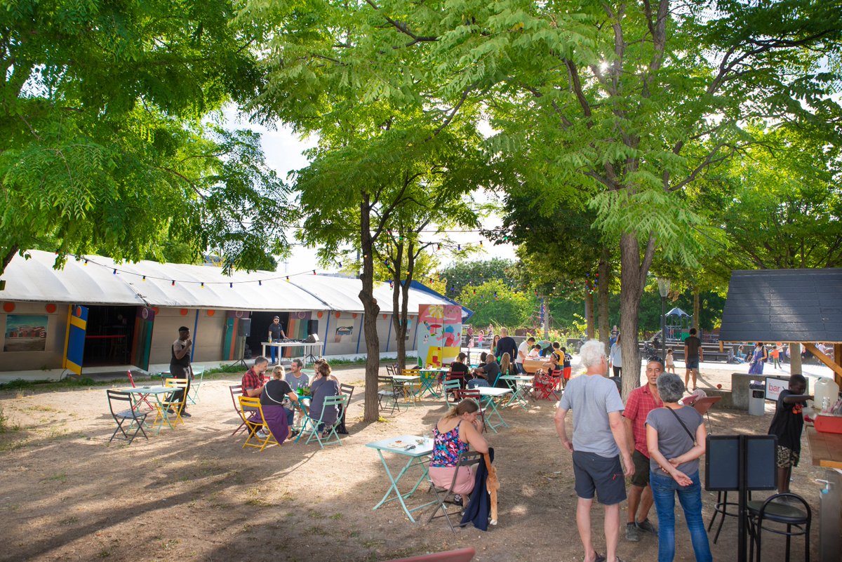 Cette année à #Paris18, profitez de la guinguette éphémère du <a href="/GrandParquet/">Le Grand Parquet</a>, en entrée libre, tous les mercredis, jeudis et vendredis du mois de  juillet, de 17h à 21h, aux jardins d’Éole ! 
Toutes les informations ici ⬇️
paris.fr/evenements/gui…