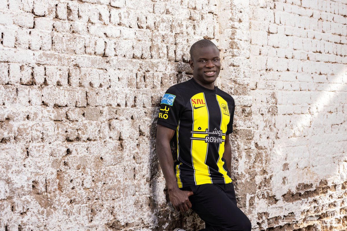 ittihad's tweet photo. 💛🖤 https://t.co/kK9hQcCYwy