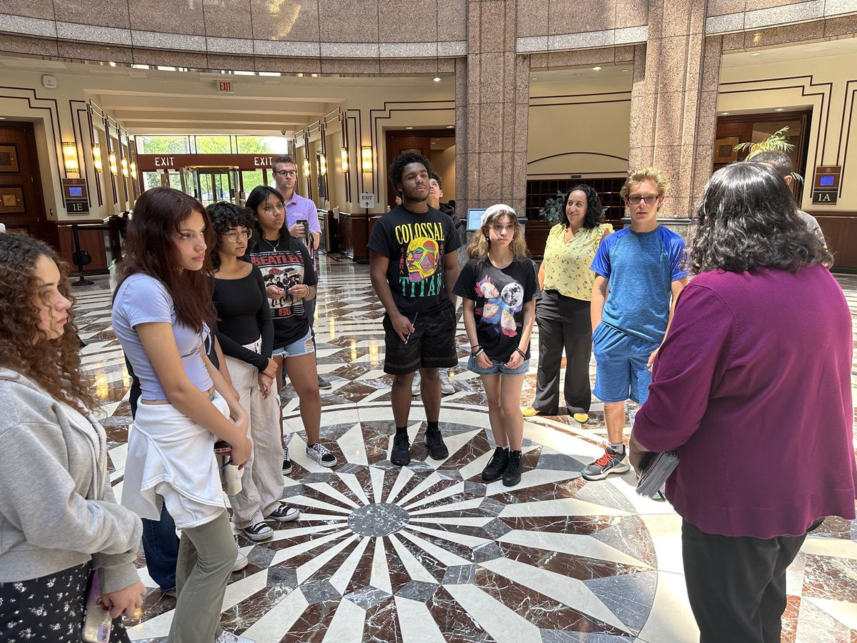 MissSGEARUP's tweet photo. It’s been a busy summer! Last week @GEARUPMeriden students had the opportunity to learn about the role of a state legislator and tour the State Capitol! We were lucky enough to have Rep. Hilda Santiago meet with us! @MaloneyMemos @PlattLive @grkenyon @DaveMontemurro #GearUpWorks https://t.co/bijtwz8ULT