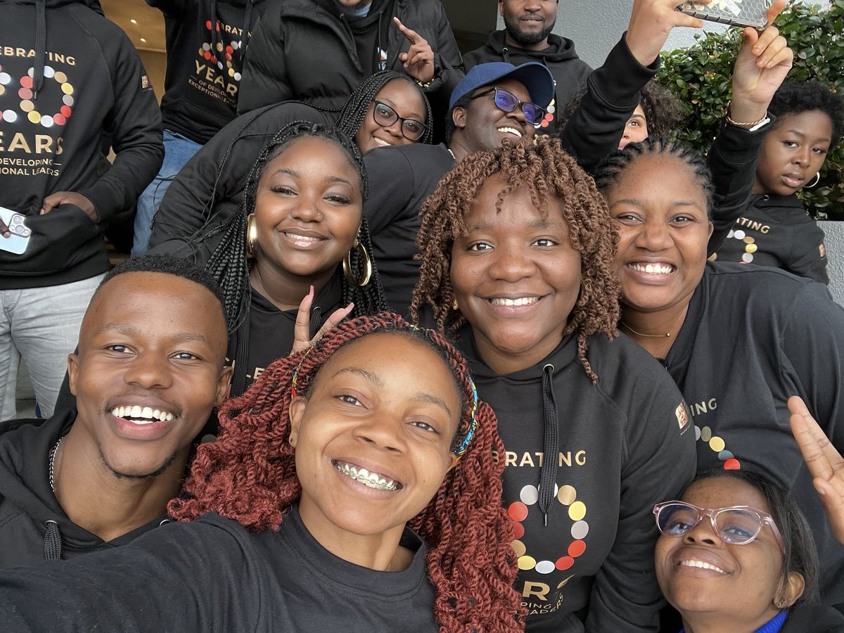 CNafulaNyongesa's tweet photo. Spending the week celebrating #MandelaDay . It’s been amazing reflecting on the work of the Mandela Rhodes Foundation as well as reconnecting with my passion engaging with children and education. 2023 @MRF_Africa scholars are super 😎 #Mandela10 https://t.co/PTu4fV543x