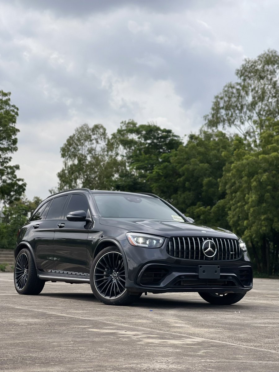 Zhenoesauto's tweet photo. 2020 Mercedes-Benz AMG GLC43 now available for sale!

👜65,999,999.00

#AbujaTwitterCommunity #carsforsale #Fuel https://t.co/AJu43wWfPY