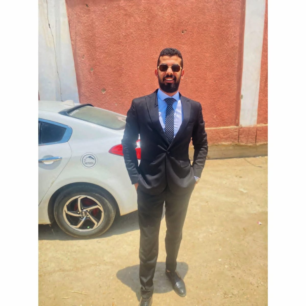 Alaa29273173's tweet photo. 𝐎𝐟𝐟𝐢𝐜𝐢𝐚𝐥𝐥𝐲 𝐆𝐫𝐚𝐝𝐮𝐚𝐭𝐞𝐝!🎓♥️ https://t.co/F4xBamJpq5