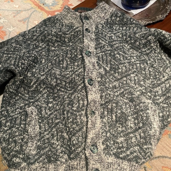 So good I had to share! Check out all the items I'm loving on <a href="/Poshmarkapp/">Poshmark</a> #poshmark #fashion #style #shopmycloset #chuckclemensy #rubymadeinitaly: posh.mk/VLd0Q8rsxBb