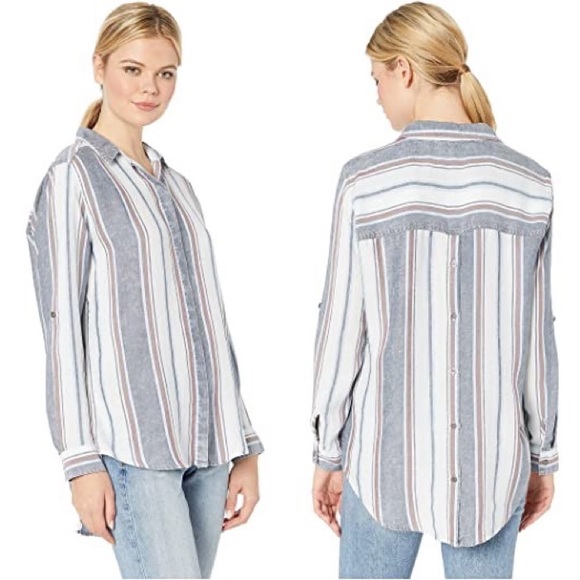 flippedstyle's tweet photo. So good I had to share! Check out all the items I'm loving on @Poshmarkapp #poshmark #fashion #style #shopmycloset #kutfromthekloth #mangobay: https://t.co/1aAADN5WOf https://t.co/GdY9pnOlLu