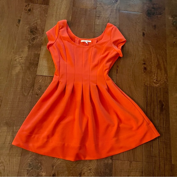 So good I had to share! Check out all the items I'm loving on <a href="/Poshmarkapp/">Poshmark</a> #poshmark #fashion #style #shopmycloset #miami: posh.mk/Cd90n5xsxBb