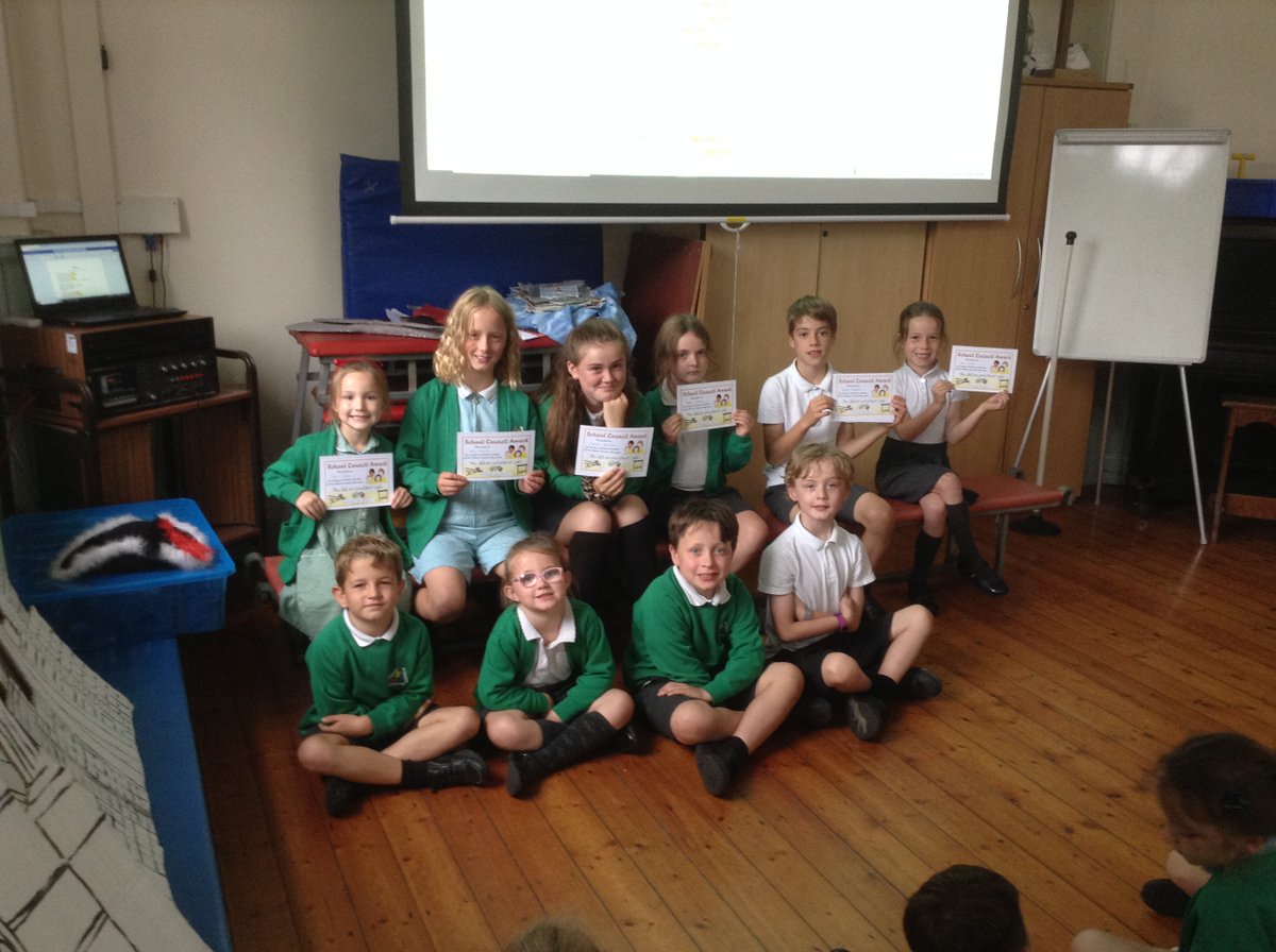 LangtonSchool's tweet photo. A bit of a celebration assembly today with awards for the house of the term and year. School Council thank you and welcome to new members and our awards to celebrate our school values collaboration, resilience and creativity. ๐#teamlangton #alllearningtogether https://t.co/WqPBeMcK6F