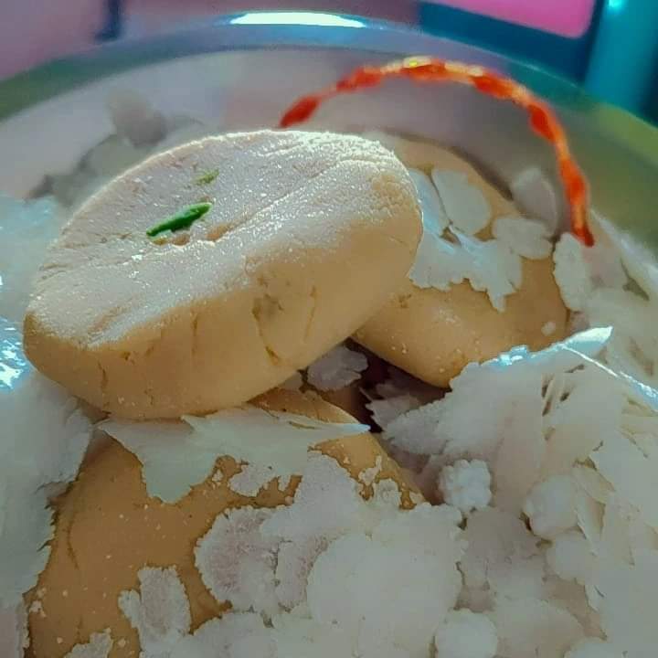 khiladijiva's tweet image. 🫶😍🤩Baba dham parsad ..
#devghar ...
#babadham 😍👍