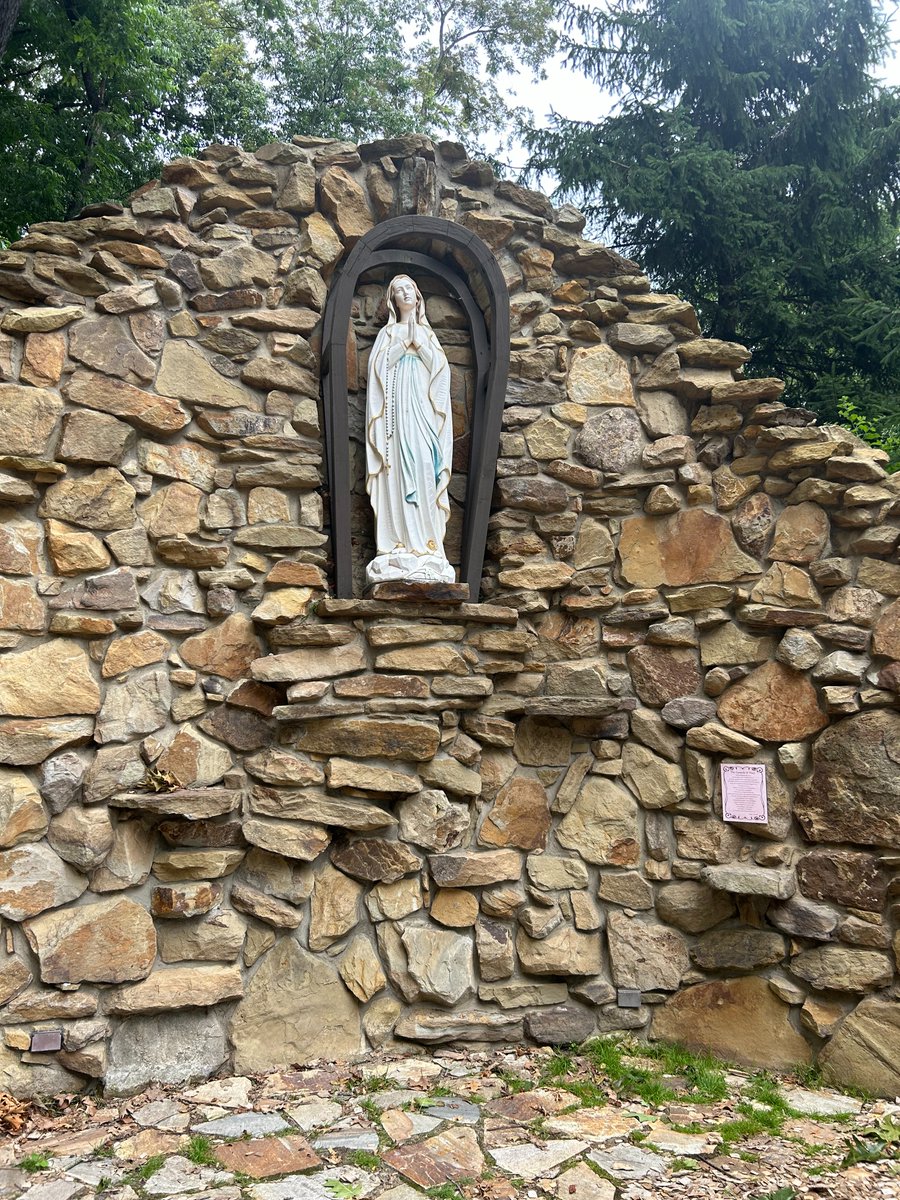 FaithDiscussion's tweet image. Thank you to @FranciscanU for hosting an incredible @go2steubenville conference for the 33 #PW students #Westphalia brought down this weekend. A large number of our students had powerful encounters with Christ, with God having blessed our trip in a big way.