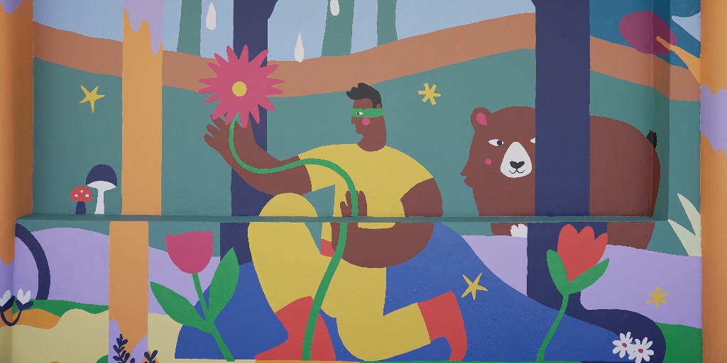 PPG's tweet photo. Our New Paint for a New Start projects are underway in the EMEA region. Our employee volunteers transformed schools, learning centers and painted colorful murals in France and Spain.
We are #PPGproud to make a positive impact on students through our #ColorfulCommunities program. https://t.co/TIZGKfjrBH