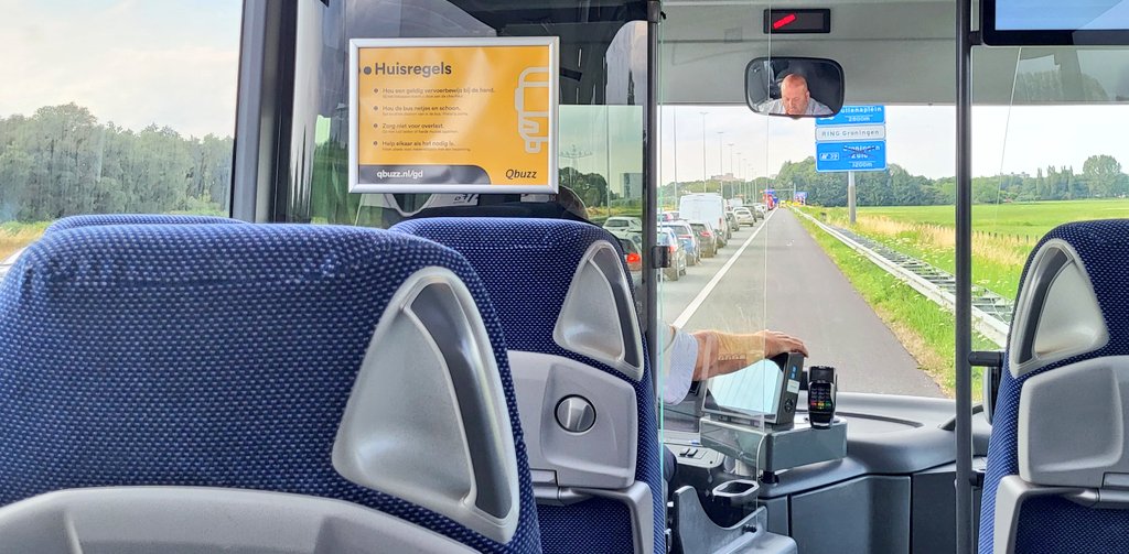 In de bus de file voorbij, wat een heerlijke ervaring! <a href="/GronBereikbaar/">Groningen Bereikbaar</a>