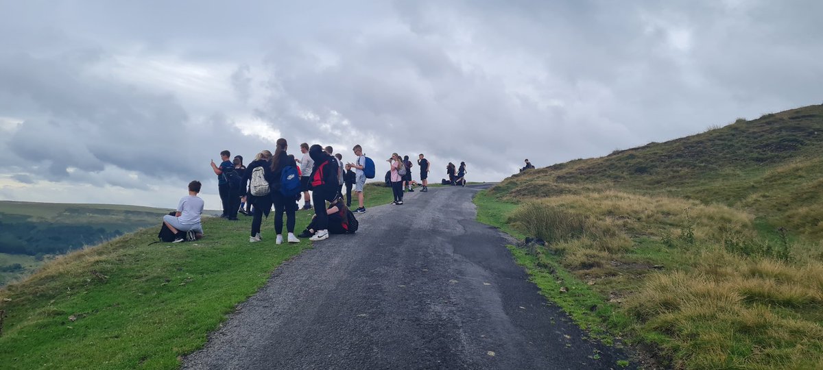 Idris Davies School Art Department tweet media