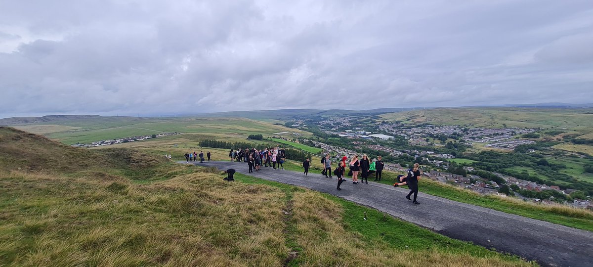 Idris Davies School Art Department tweet media