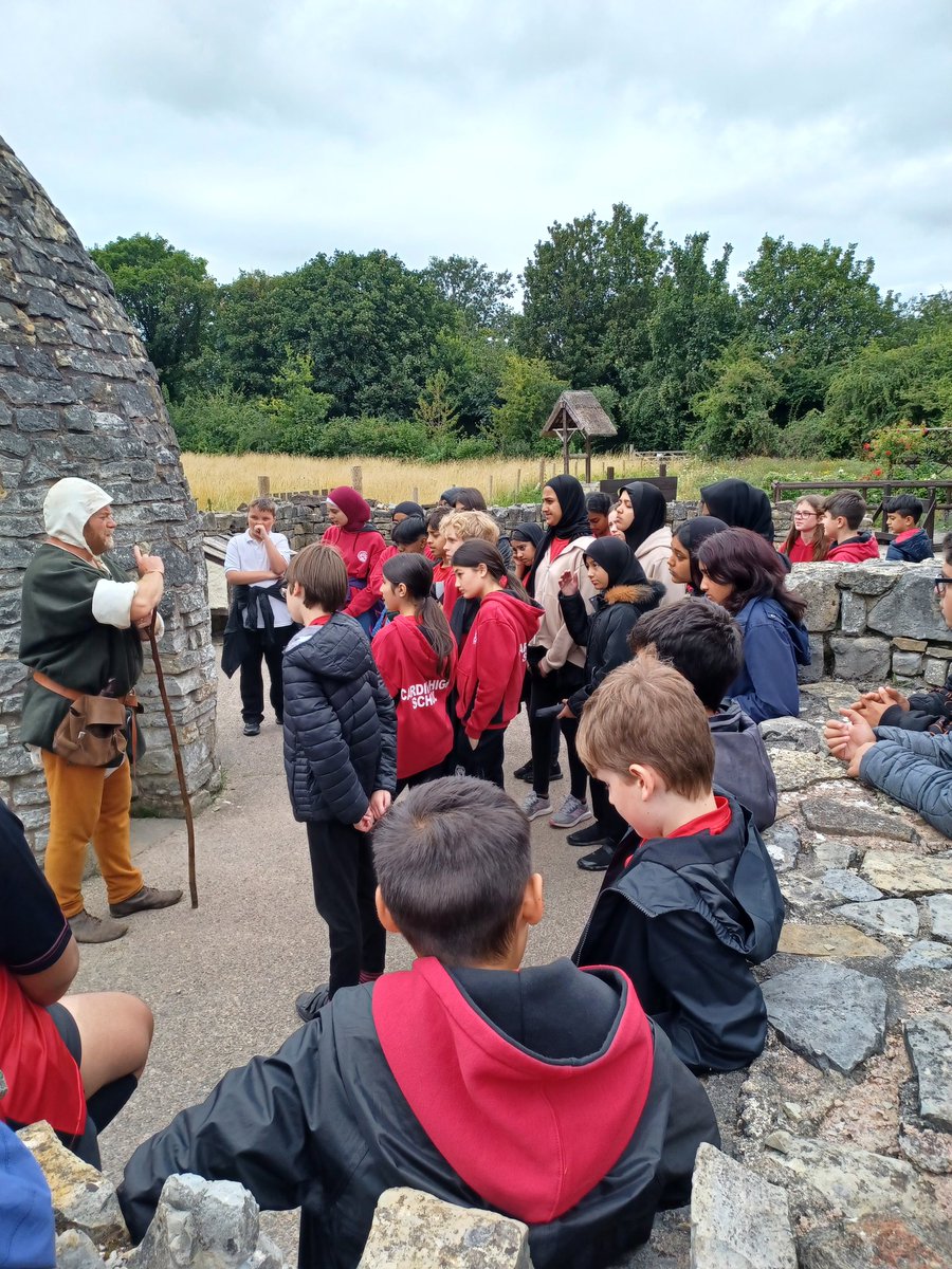 Mrs Toye tweet media