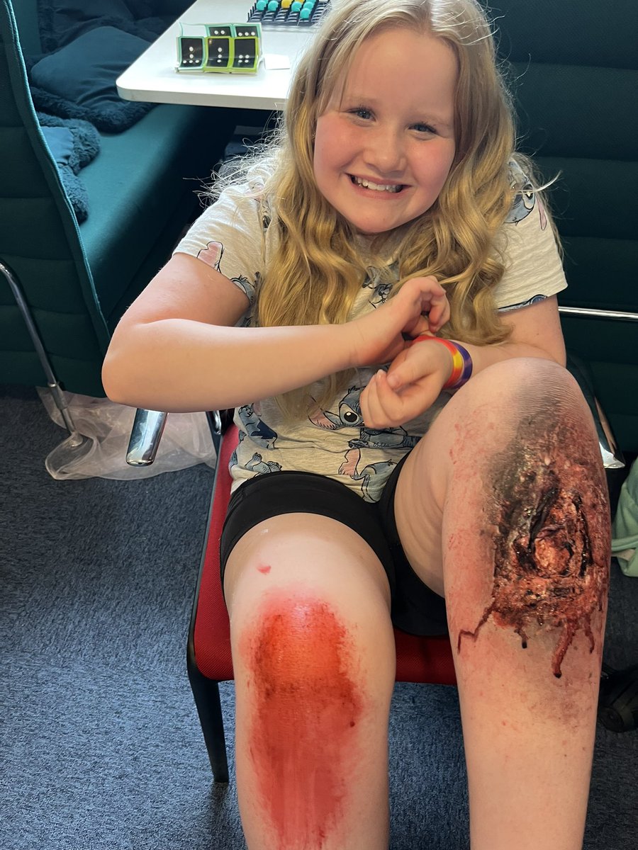Teach Me Happy (@teachmehappyap) on Twitter photo Film and TV make up with Charlotte today! #ThisisAP Inspiring the next generation of make up artists. #makeupartist Film and TV make up with Charlotte today! #ThisisAP Inspiring the next generation of make up artists. #makeupartist