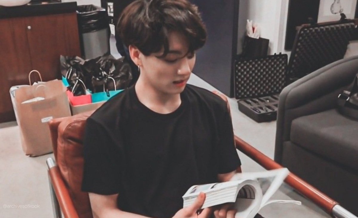 archivesofkook's tweet photo. Pov. You have a relationship with jungkook. ♡ https://t.co/T0skicQCKf