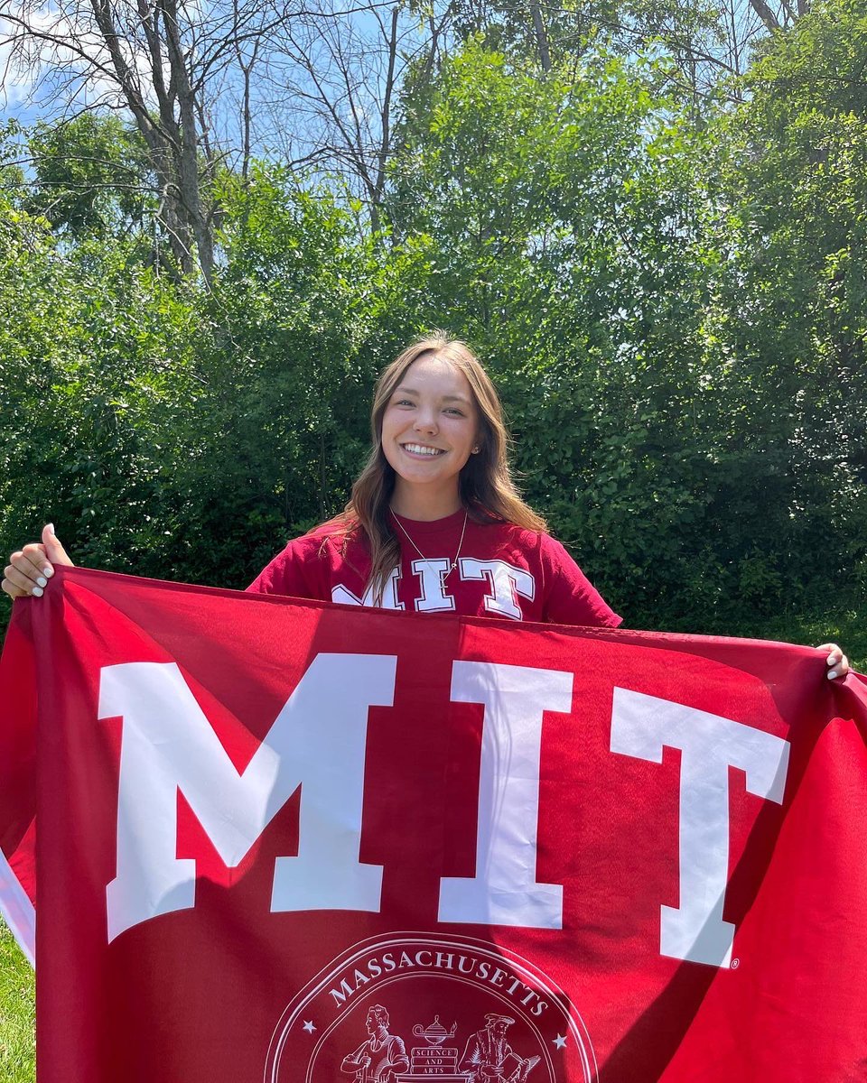 Maggie Feng tweet media