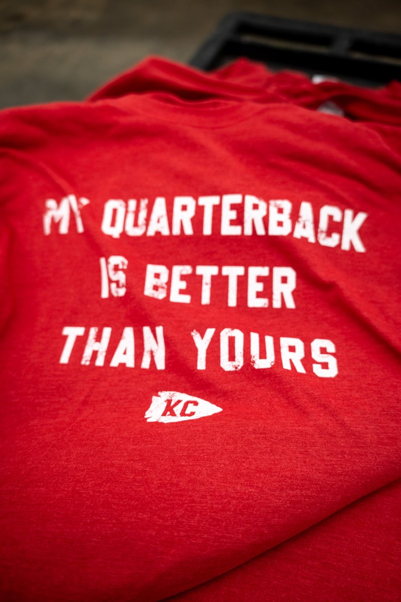 goex_apparel's tweet photo. Camp opens TODAY and we couldn't be more excited to see @PatrickMahomes and the @chiefs begin their march towards ANOTHER championship!!! #ChiefsKingdom
#KCMO #KCCompany #FairTrade #CustomScreenprinting https://t.co/epzpit1R2A