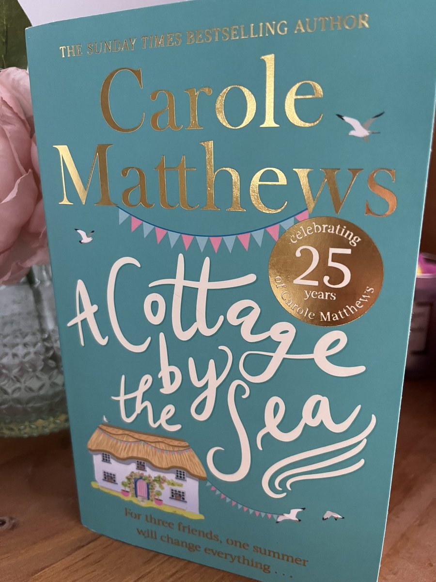 Absolutely loved this book!! Thanks <a href="/carolematthews/">Carole Matthews</a> 🥰

Such a lovely read, with a twist along the way and certainly one that I could not put down!!