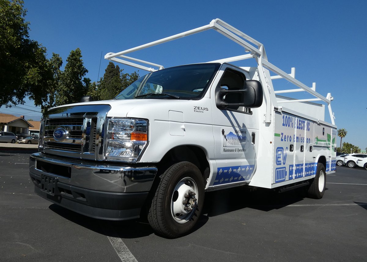 Phoenix Motorcars delivers all-electric, zero emissions service truck to San Bernardino City Unified School District. We're helping communities with their goal to help clean the air! lnkd.in/gC9AZMbT #EV #zeroemissions #GoGreen