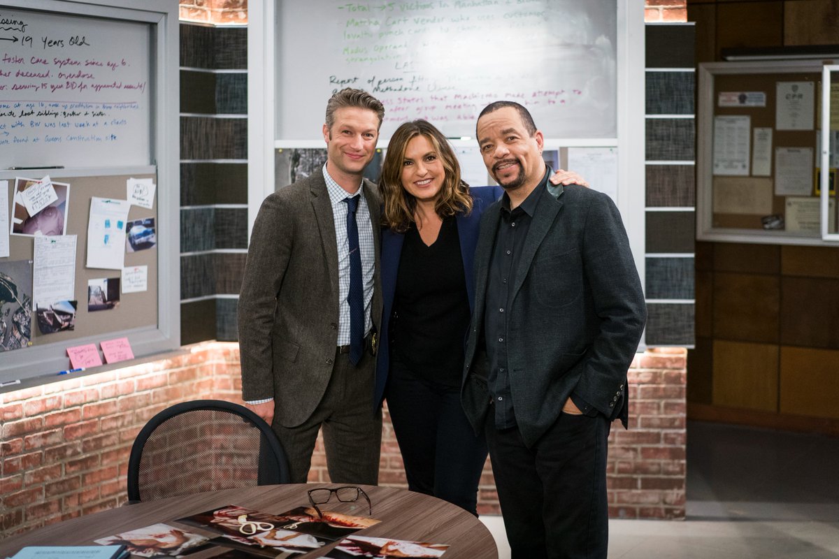 lawandordertv's tweet photo. This trio is LEGENDARY. https://t.co/ixPDqEAO7K