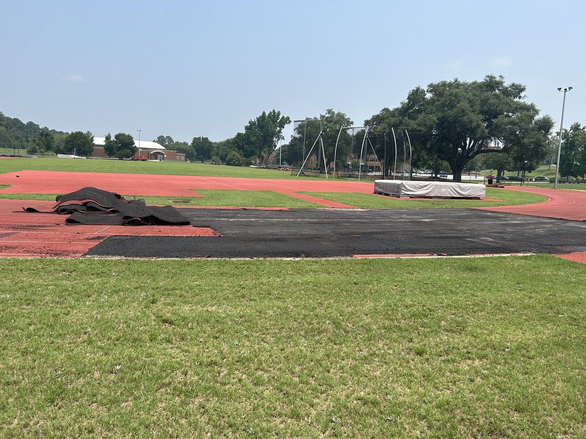 👀👀 Looks like they’re doing some renovations at the Bottom of the East Campus…New Track &amp; Field on the way 😮‍💨 #ASUTF