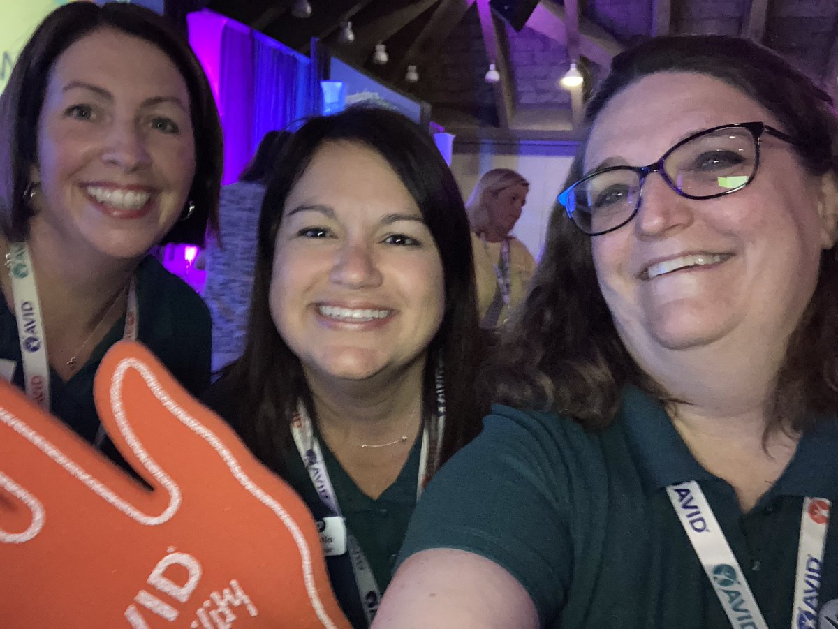 BenferBeth's tweet photo. #AVID4Possibility
General Session!! https://t.co/Zsi1LwGbGO