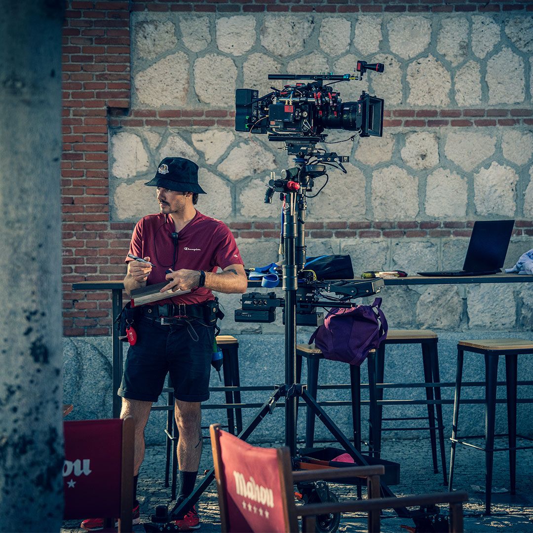 themdpstudio's tweet photo. UPA NEXT 🎥🎬💃🕺 Hace un mes que se emitió la season finale del reboot de UPA y aún estamos con resaca emocional 💓 Gracias a todo el equipo involucrado por su trabajo y esfuerzo. Ya tenéis disponible la primera temporada completa de @upa_next en @atresplayer #UPADance #UPANext https://t.co/wUA73ENW4K