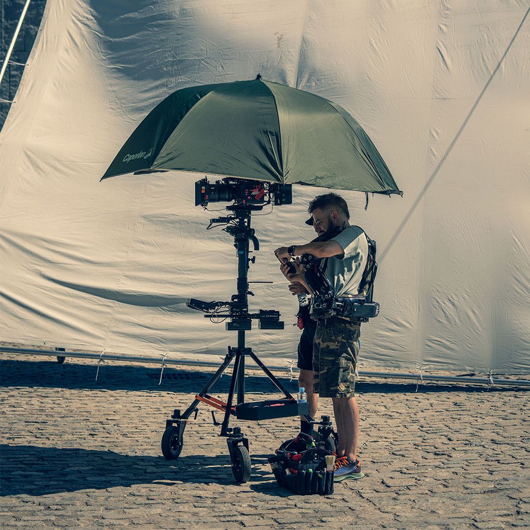 UPA NEXT 🎥🎬💃🕺 Hace un mes que se emitió la season finale del reboot de UPA y aún estamos con resaca emocional 💓 Gracias a todo el equipo involucrado por su trabajo y esfuerzo. Ya tenéis disponible la primera temporada completa de @upa_next en <a href="/atresplayer/">atresplayer</a> #UPADance #UPANext