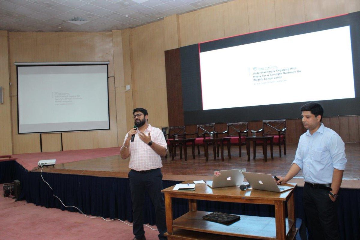 wii_india's tweet photo. At our #WIIWorkshop today, we sharpened our media skills, shining a spotlight on our crucial wildlife research! What a day! 🐾📚 Need to have better engagements with media @moefcc @vrtiwari1 🐾 @ChatterjeeBadri @tweetsvirat https://t.co/oBzHmnRdQ2