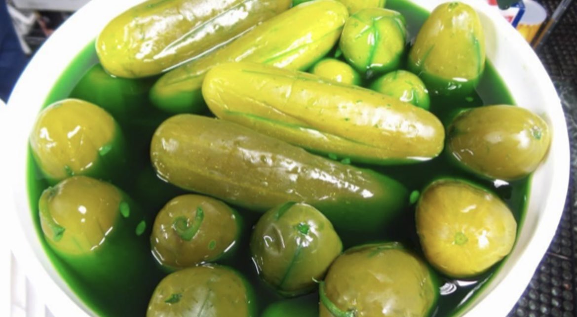 210bigdaddys's tweet photo. so who makes the call ? its national pickle month ! here are some lime koolaid pickles for ya ! #trendsetters #picklelove #raspasquad https://t.co/4enh6MHcu2