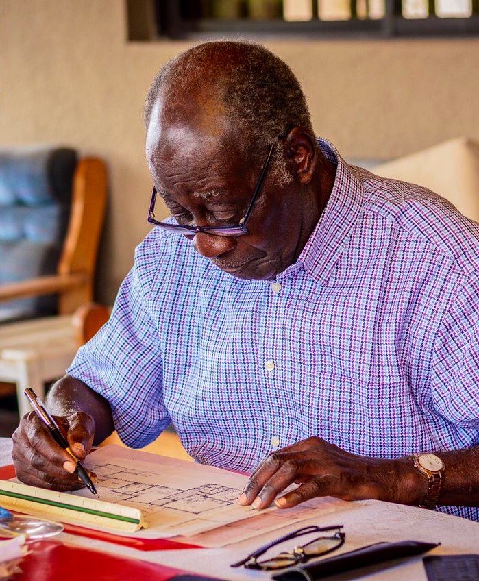 SIKAOFFICIAL1's tweet photo. Meet Professor John Owusu Addo, the 95-year-old innovative architect who designed the Unity Hall, commonly known as 'Conti,' on the KNUST campus, as well as Cedi House, and supervised the construction of the Accra International Conference Centre https://t.co/PLGJnwWY4p