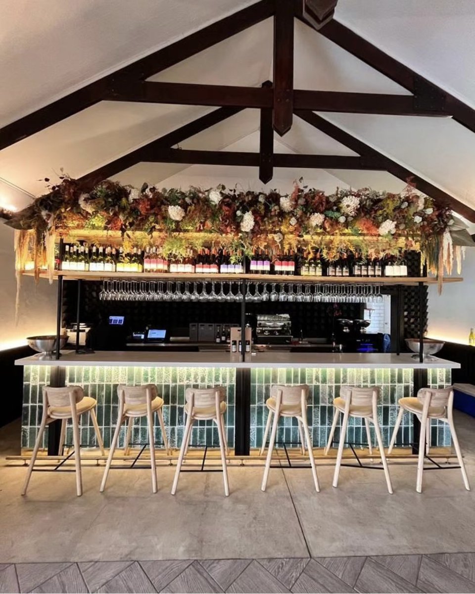 Franschhoek Wine Valley tweet media