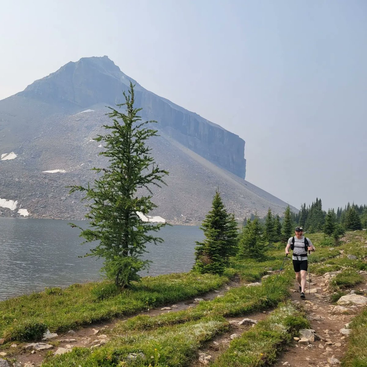 35MarathonMan's tweet photo. 🏕️ My first fastpacking adventure, turning a 5-day hike into a 2-day shuffle through the backcountry of Banff National Park

#fastpack #fastpacking #backcountry #adventure #camping #run #running #runner #trailrunning #trail #trails #outdoors #nature #wild #banff #hike #hiking https://t.co/jRqNtlMcvR