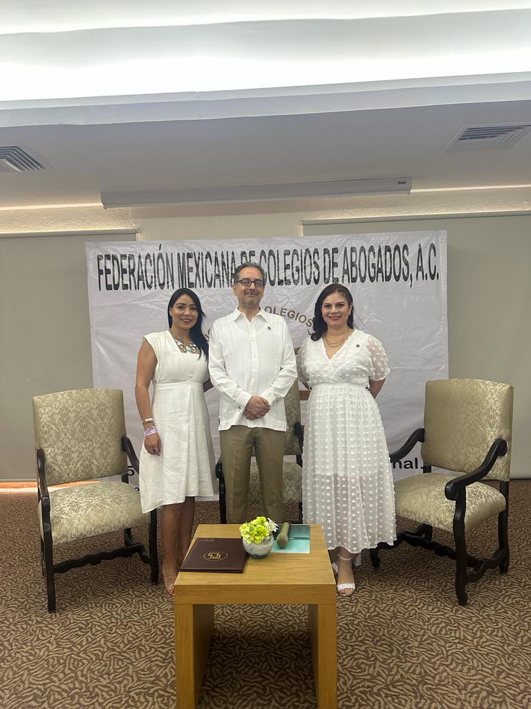 AleChavezCam's tweet photo. Asisto a la Conferencia Magistral que imparte el Magistrado @E_FigueroaAvila, coordina la Mtra. @RossDom05 y modera la Consejera Aracely Gutiérrez en el marco de las actividades del 51 Congreso y Asamblea Nacional de la #FEMECA A.C., que se celebra en Boca del Río, Veracruz. https://t.co/hluum4TA2n