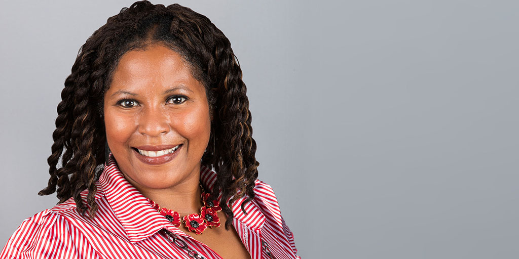 UHCOE's tweet photo. “Let’s make sure cervical cancer is one less cancer to mess with.” — Associate Professor Chakema Carmack

Her research, funded by the @NIMHD and @HEALTHrcmi, focuses on culturally informed outreach that involves popular media such as podcasting.

https://t.co/FLGCTiSCRc https://t.co/rhNThy3slu